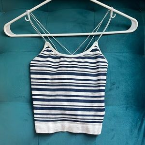 Crop top with elastic straps